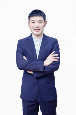 唐杨杰
学校德育副校长
中共党员
广东财经大学硕士研究生毕业
多次荣获优秀教师，优秀工作者